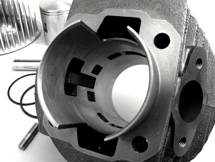 Cylinder -POLINI cast iron 133 cc- Vespa PV125, ET3 125, PK125