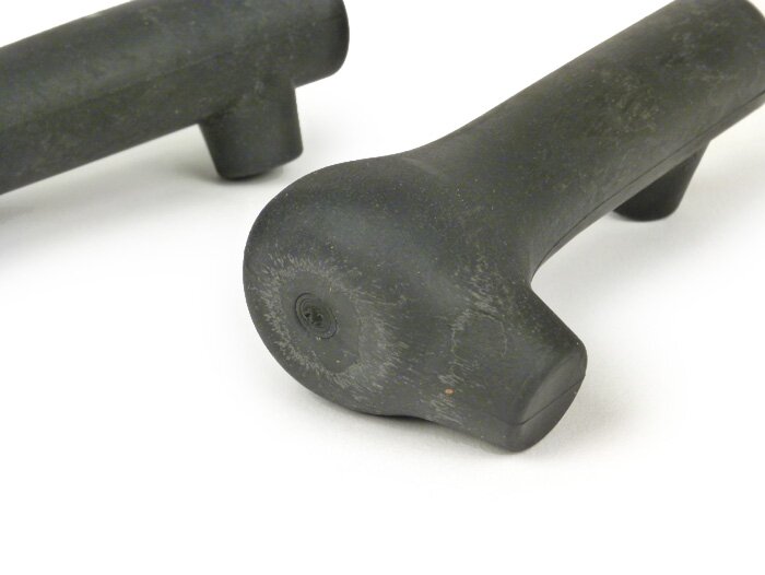 Stand feed rubber-OEM QUALITY- Ø 15mm - Vespa Wideframe VM, VN, VB, VL, GS150 / GS3 VS1-VS5 - black
