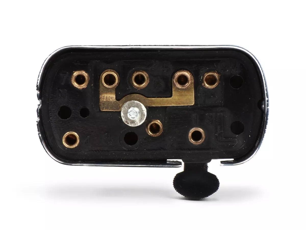 Light switch -SIEM/GRABOR (NOS) models with battery- Vespa VNA1T-VNA2T (DE - T1/125), VNB1T-VNB6T (Geman models - T2/125), VGLA/B (Geman models - T4/150), VGL1T (ACMA), VGL1T (DK - Touring), VB1T, VBA1T - without kill switch, light switch only ON/OFF func