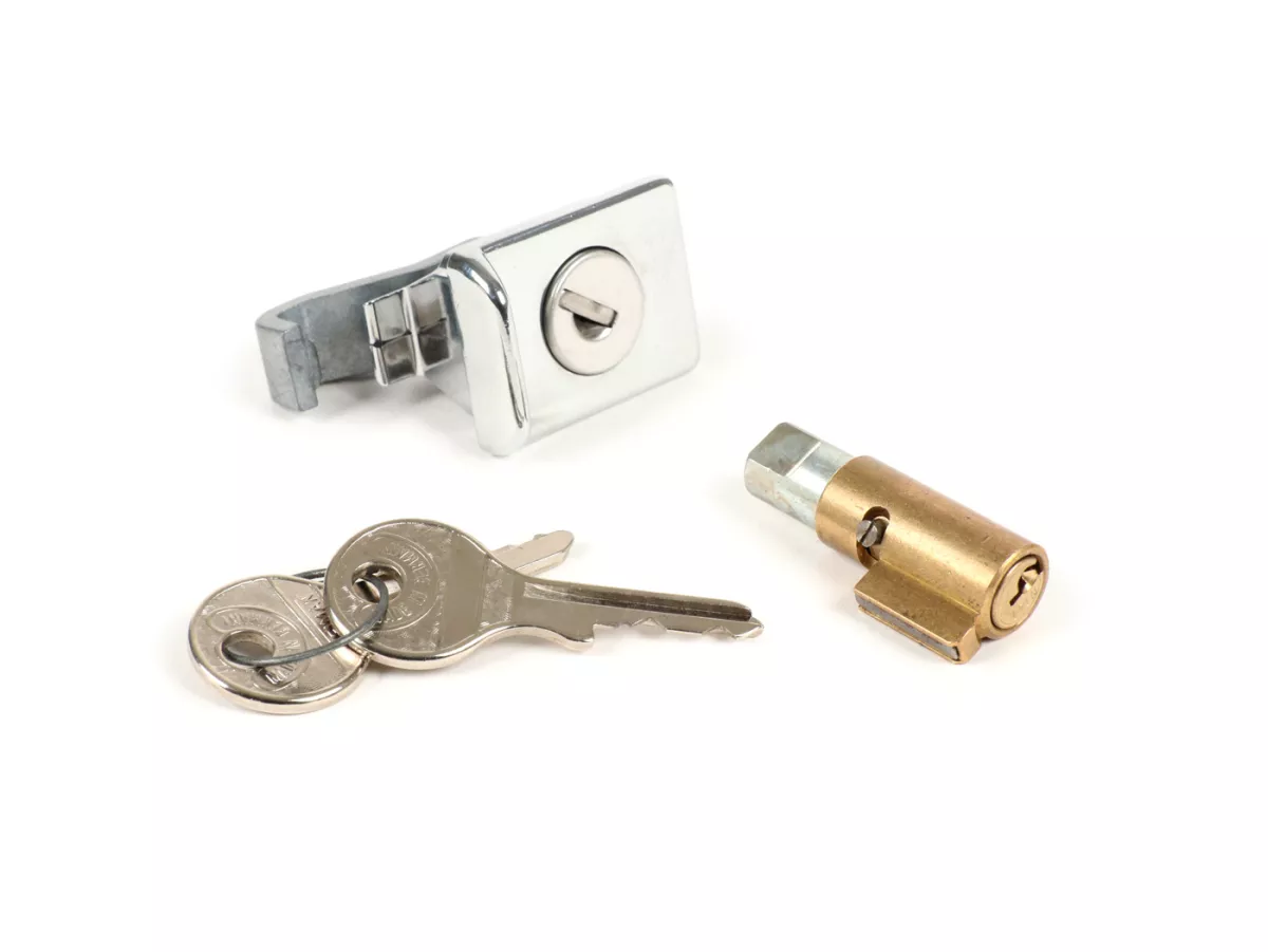 Juego de cerraduras -PIAGGIO (NOS) (Original NEIMAN) 38,5x4mm- Vespa PX(-1984), V50 Special(V5A2T/V5A3T), GT125(VNL2T 62685-), GTR125(VNL2T), TS(VNL3T), PV125(VMA2T 028960-), ET3(VMB1T), Super 150(VBC1T) - 2 piezas (cerradura dirección + cerradura maleter
