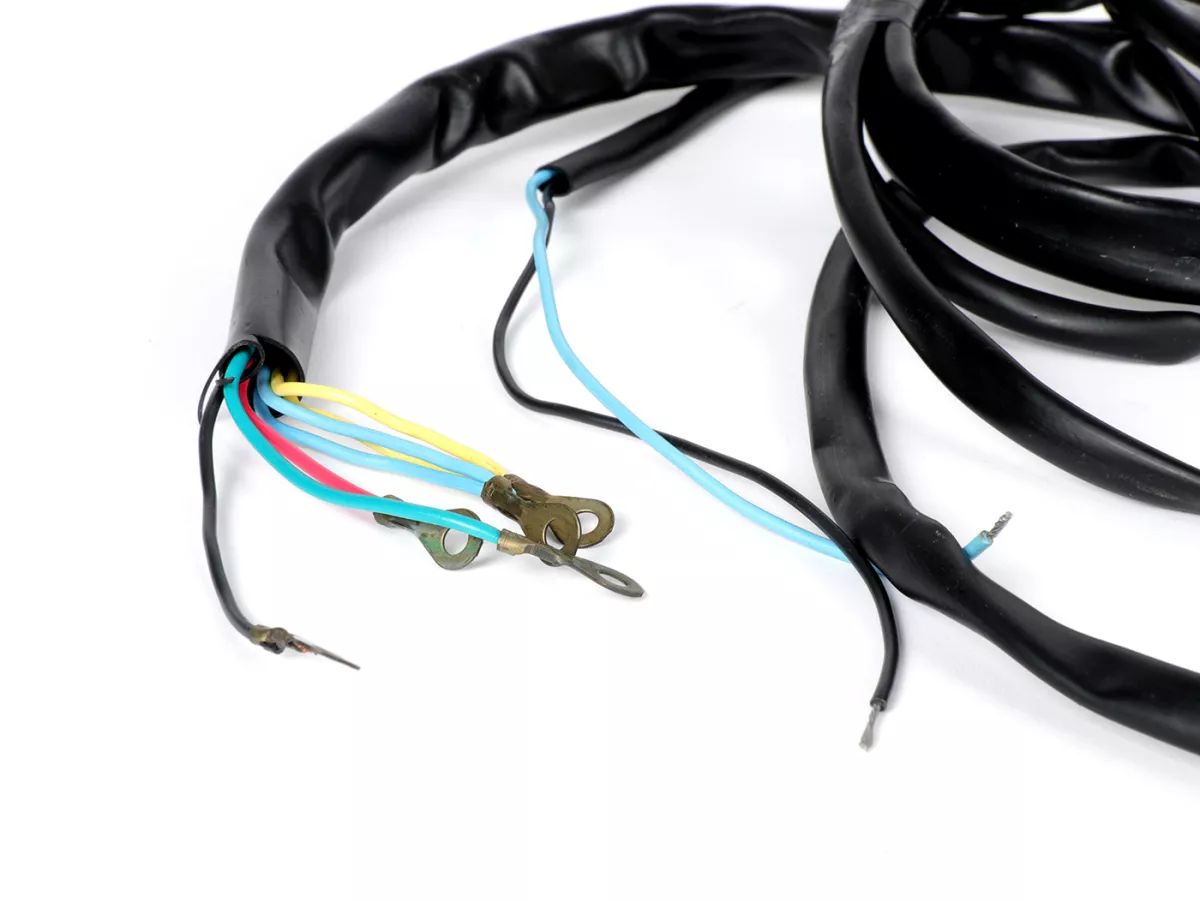Kabelboom -PIAGGIO (NOS)- Vespa GTR125 (VNL2T, -145900), Sprint Veloce 150 (VLB1T, -294259), Rally180 (VSD1T) - Contactor voor claxonschakelaar (zonder batterij) - Type platte stekker voor koplampstekker