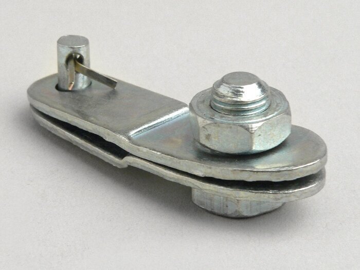Set di piastre di serraggio pedale del freno -QUALITA' OEM- Vespa Rally180 (VSD1T), Rally200 (VSE1T), Sprint150 (VLB1T), TS125 (VNL3T), GT125 (VNL2T), GTR125 (VNL2T), GL150 (VLA1T), Super, GS160 / GS4 (VSB1T), SS180 (VSC1T), VNB, VBB, VNA, VBA, VL, VB