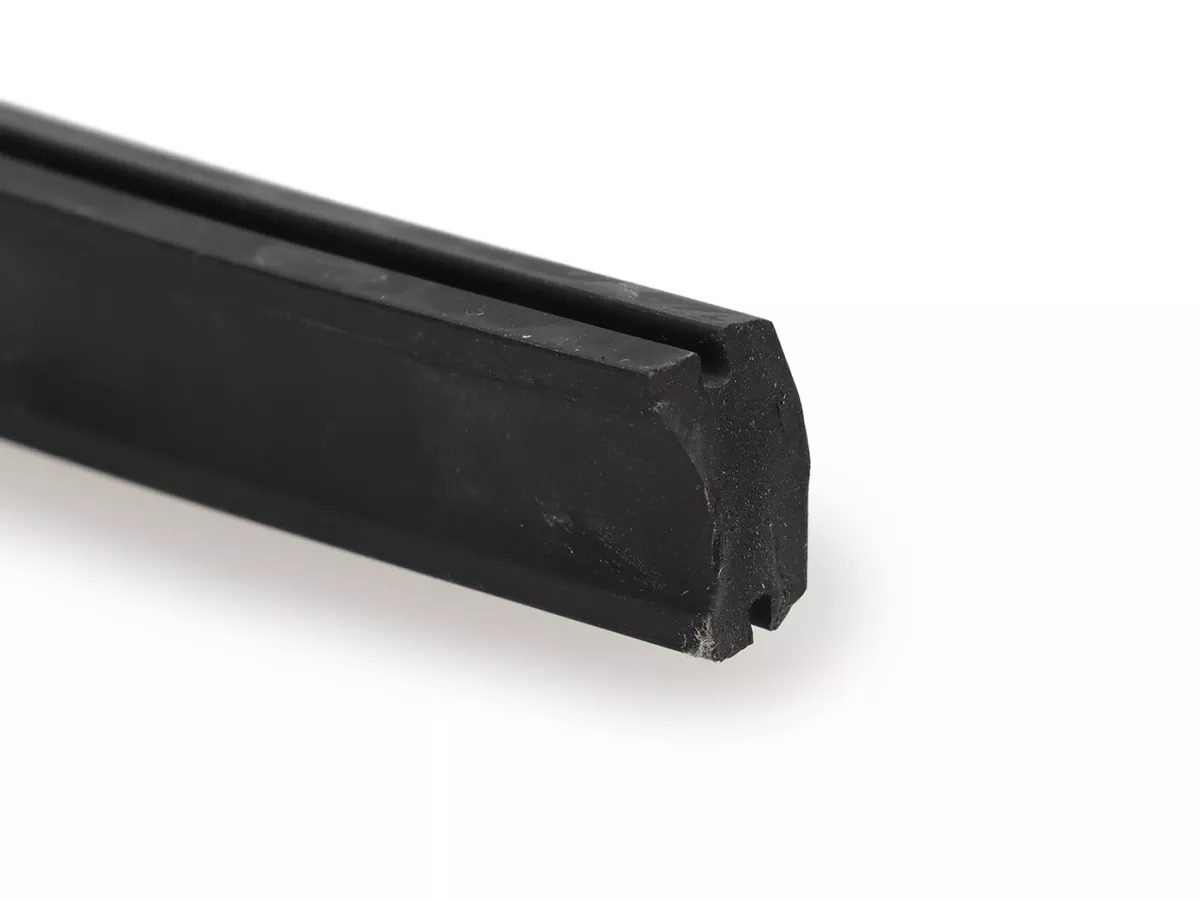 Floor board rubber -PIAGGIO, W=14mm- Vespa PX, PX Lusso, PK S - 4500mm