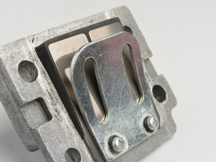 Reed valve -LML- Vespa PX125, PX150 LML reed valve intake