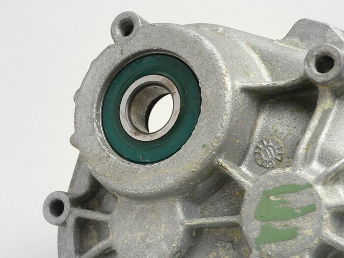 Gearbox cover -PIAGGIO- Piaggio TPH 125 (ZAPM02000)