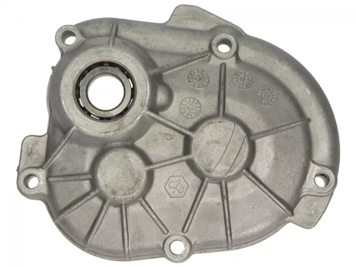Tapa de la caja de cambios -PIAGGIO- Vespa ET2 50 (ZAPC12000, ZAPC16000, ZAPC38100), Vespa ET4 50 50 (ZAPC26000, ZAPC26100), Vespa LX 50 (ZAPC38101, ZAPC38104, ZAPC38300, ZAPC38400, ZAPC38700, ZAPC38900), Vespa LXV 50 (ZAPC38102, ZAPC38902), Vespa Primave