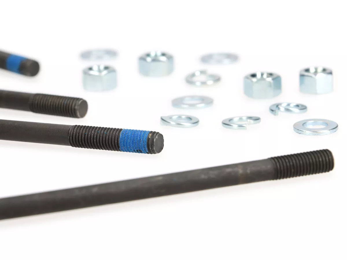 Stud set -M7 x 140mm- (used for cylinder Vespa PX80, PX125, PX150, Sprint GT125 (VNL2T), GTR125 (VNL2T), TS125 (VNL3T), Super, VNA, VNB, VBA, VBB, V90, SS90, PV125, ET3, PK80, PK125, Lambretta LD 125 (since yoc 1956), D 125 (since yoc 1956), LD 150, D 150