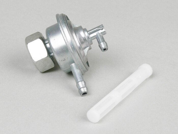 Rubinetto benzina -QUALITÀ OEM- GY6 (4 tempi) 50-150 ccm (139QMA, 139QMB, 152QMI, 157QMJ) - M16