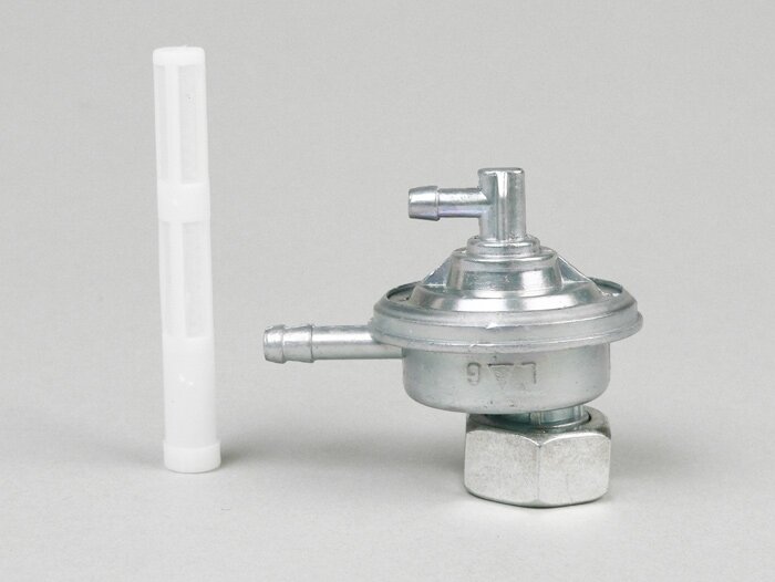 Rubinetto benzina -QUALITÀ OEM- GY6 (4 tempi) 50-150 ccm (139QMA, 139QMB, 152QMI, 157QMJ) - M16