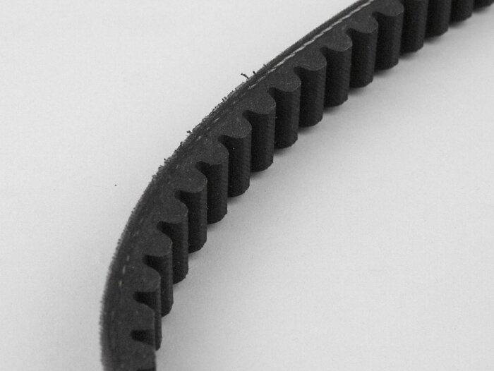 V-riem -OEM KWALITEIT (729x18mm)- GY6 (4-takt) 50 ccm 139QMA/B (lange behuizing)