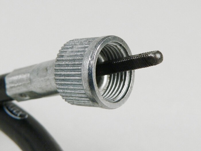 Cavo tachimetro -QUALITÀ OEM- GY6 (4 tempi) 50 ccm (139QMA, 139QMB) 930 mm - montaggio a vite laterale