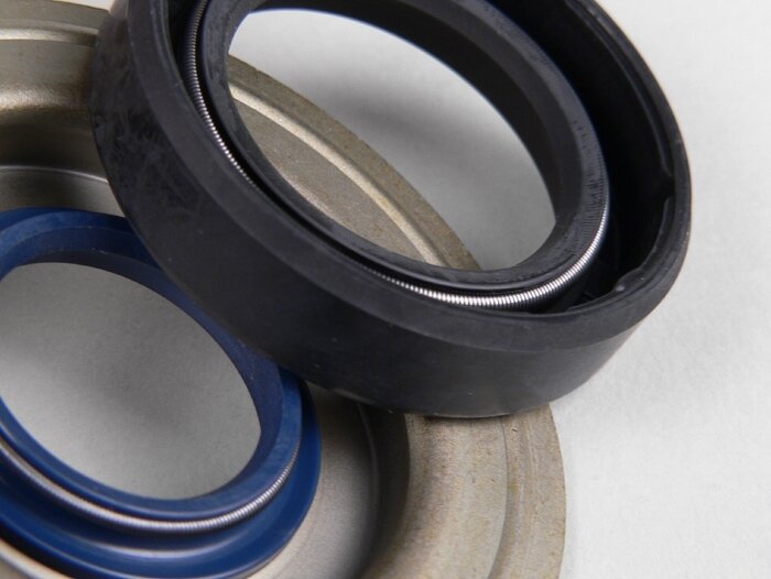 Oil seal set engine -CORTECO- Vespa Wideframe VM, VN, VL, VB, GS150 / GS3 (VS1T - VS5T, VDTS), VD1, VD2, Largeframe VNA1, VNA2 (VNA2M ->091392), VBA (VBA1M ->313583)
