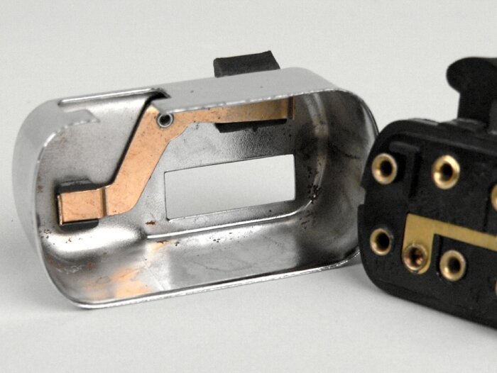Light switch -GRABOR- Vespa VNA1T-VNA2T (German models - T1/125), VNB1T-VNB6T (Geman models - T2/125), VGLA/B (Geman models - T4/150), VGL1T (ACMA), VGL1T (Danish models - Touring), VB1T, VBA1T