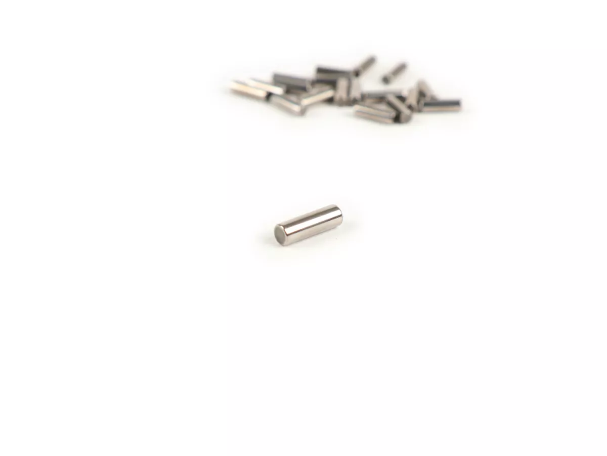 Needle set for gear cluster -OEM QUALITY- Vespa 98, V1-15, V30-V33 - 2.5x7.8mm 19 pcs