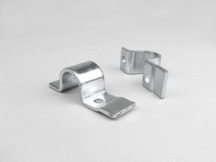 Center stand brackets -PIAGGIO Ø=20mm- Vespa VBB1T (17451-), VBB2T, VNB2T (9001-), VNB3-6T, GL150 (VLA1T), Super125/150 (VNC1T/VBC1T), Sprint150/Veloce (VLB1T), GT/GTR125 (VNL2T), Rally180/200 (VSD1T/VSE1T), TS125 (VNL3T), SS180 (VSC1T)