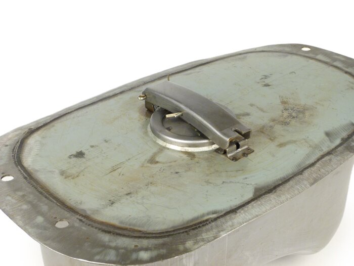 Tank -PREMIUM, geolied plaatstaal, incl. scharnierende tankdop- Vespa PX oud (-1984), VNA, VNB, VBA, VBB, GL150 (VLA1T), Super, Sprint150 (VLB1T), GT125 (VNL2T), GTR125 (VNL2T), TS125 (VNL3T)