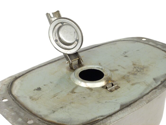 Tank -PREMIUM, geolied plaatstaal, incl. scharnierende tankdop- Vespa PX oud (-1984), VNA, VNB, VBA, VBB, GL150 (VLA1T), Super, Sprint150 (VLB1T), GT125 (VNL2T), GTR125 (VNL2T), TS125 (VNL3T)