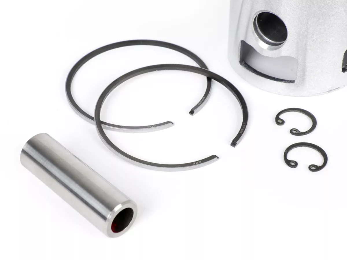 Piston -LML 150cc 3 transferts- LML150 Star, Stella150, PX150 (VLX1T), Cosa150 (VLR1T, VLR2T) - 57.8mm (standard)