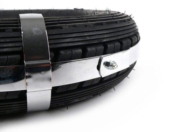 Dudukan roda cadangan depan -AMS CUPPINI In Line- Vespa 125-150 cm (model dengan 8 inci)