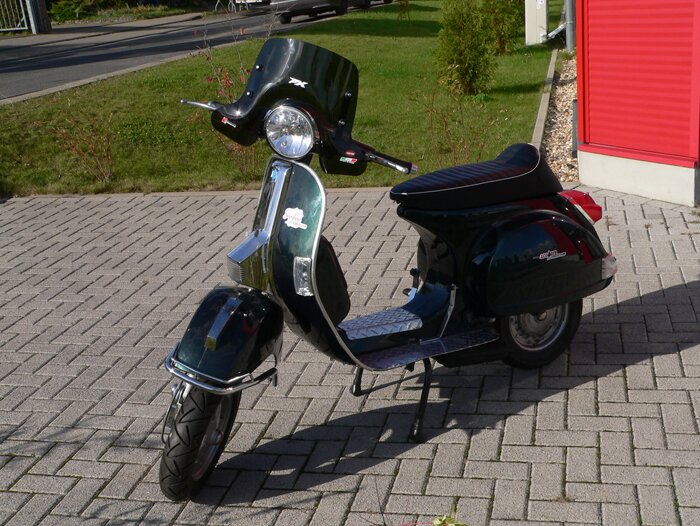 Voorruit -FACO- Vespa PX80, PX125, PX150, PX200 - getint