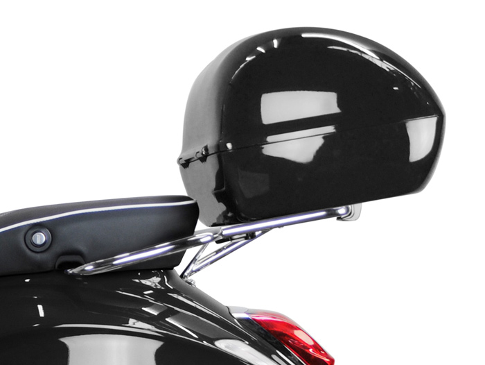 Topcase - PIAGGIO Vespa- 32l, black (094)- Vespa LX, Vespa S, Vespa PX  fits also Vespa Primavera, Sprint, LX, GTS, ET2, ET4