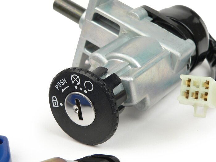 Kit serrure -QUALITÉ OEM- Keeway Focus 50cc, Fact, RY8 (rectangulaire)