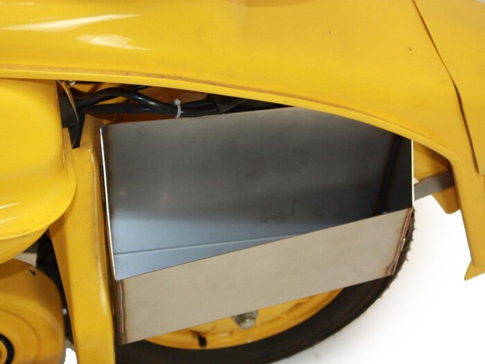 Bagagebox onder zijdeksel -TD-Customs- Lambretta LI (serie 3), TV (serie 3), LIS, SX, DL, GP