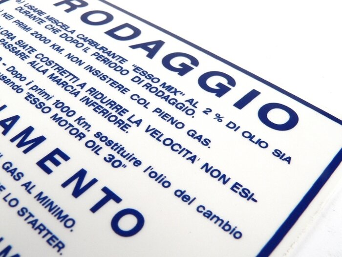 Running in sticker -OEM QUALITY- Vespa, Italian, mix ratio 2% - blue