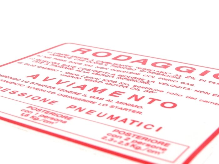 Running in sticker -OEM QUALITY- Vespa, Italian, mix ratio 2% - red