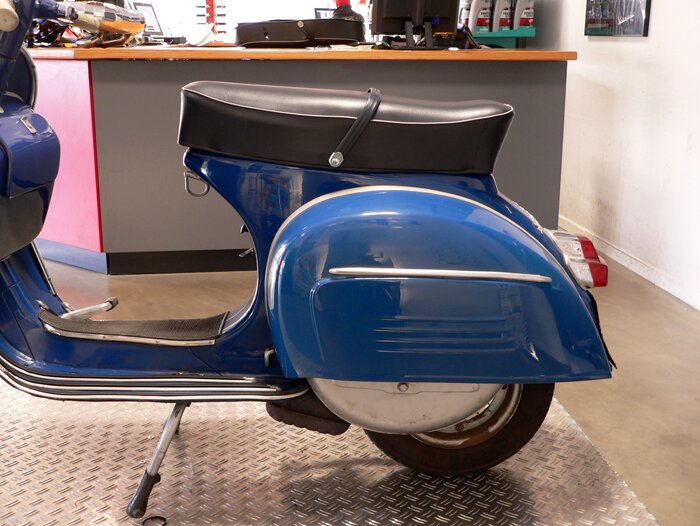 Asiento -SELLERIA TREZZI- Vespa SS180 (VSC1T)