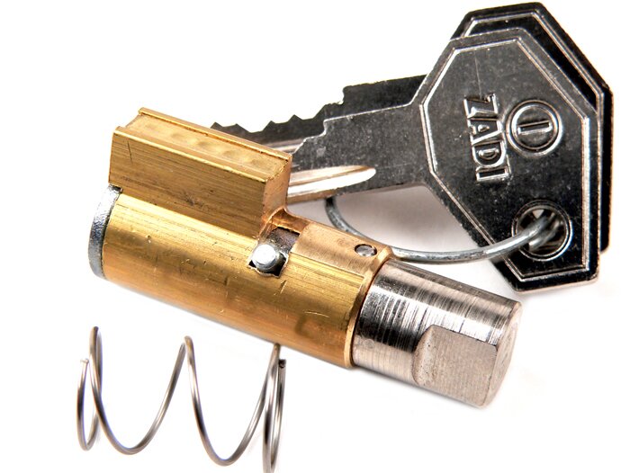 Bloqueo de dirección -ZADI 38,5x6mm- Vespa PX (-1984), V50 R (V5A1T, a partir del nº 912783), V50 S (a partir del nº 77868), V50 SR/Sprinter (V5SS2T), V100 (V9B1T), PV125 (VMA2T, a partir del nº 0188997), ET3 (VMB1T, a partir del nº 44966)