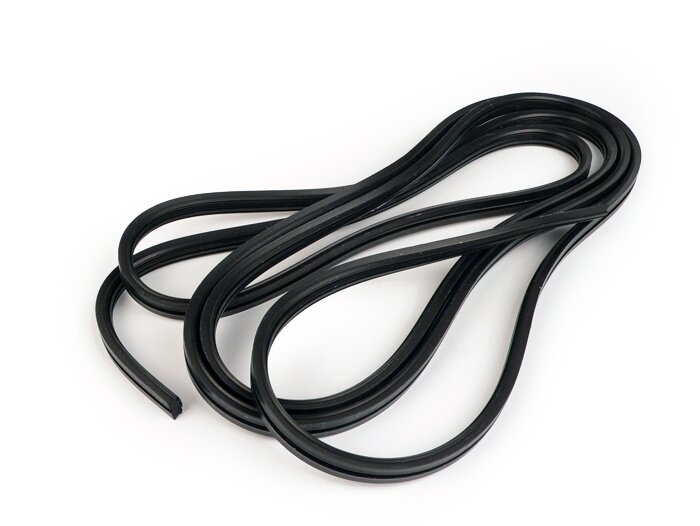 Loopvlakrubber -CIF , B=16mm- Vespa 98, Vespa Breedframe V1 tot V15, V30 tot V33, VM, VN, Vespa 150 VL, VB, VBA1T, VBB1T, GS150 / GS3 (VS1T tot VS5T), GL (VLA1T), GS160 / GS4 (VSB1T) - 4100mm