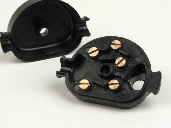 Caja de cables motor - CALIDAD OEM - Vespa VNB6T, VBB2T (desde 216489), GL150 (VLA1T) (VLA1T desde 070722), Super, GT125 (VNL2T), GTR125 (VNL2T), Sprint150 (VLB1T), Sprint Veloce, Rally180 (VSD1T) - negro