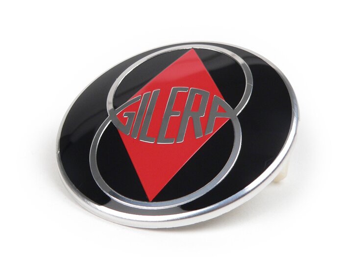 Badge horn cover -GILERA- Gilera Emblem - Runner (since 2006) (ZAPC461, ZAPC462, ZAPM461, ZAPM462, ZAPM463, ZAPM464)