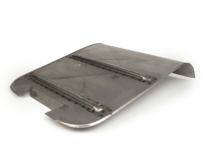 Lang reparatie vloerpaneel -OEM KWALITEIT, Premium- Vespa Super, GT125 (VNL2T), GTR125 (VNL2T), GL150 (VLA1T), Sprint150 (VLB1T), TS125 (VNL3T), SS180 (VSC1T), Rally180 (VSD1T), Rally200 (VSE1T) - 2 dwarsbalken