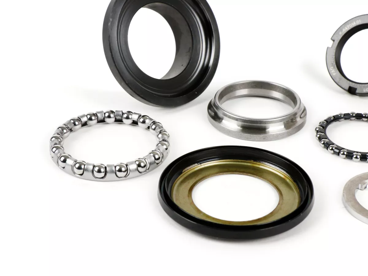 Steering set -JOCKEYS BOXENSTOP- Vespa VN, VL, VB, VNA1T till VNA2T, VNB1T till VNB3T (till No 61000), VBA1T, VBB1T (till No 82819) - 1st oversize (43,6mm) - upper + lower