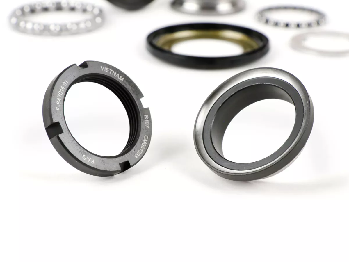 Steering set -JOCKEYS BOXENSTOP- Vespa VN, VL, VB, VNA1T till VNA2T, VNB1T till VNB3T (till No 61000), VBA1T, VBB1T (till No 82819) - 1st oversize (43,6mm) - upper + lower