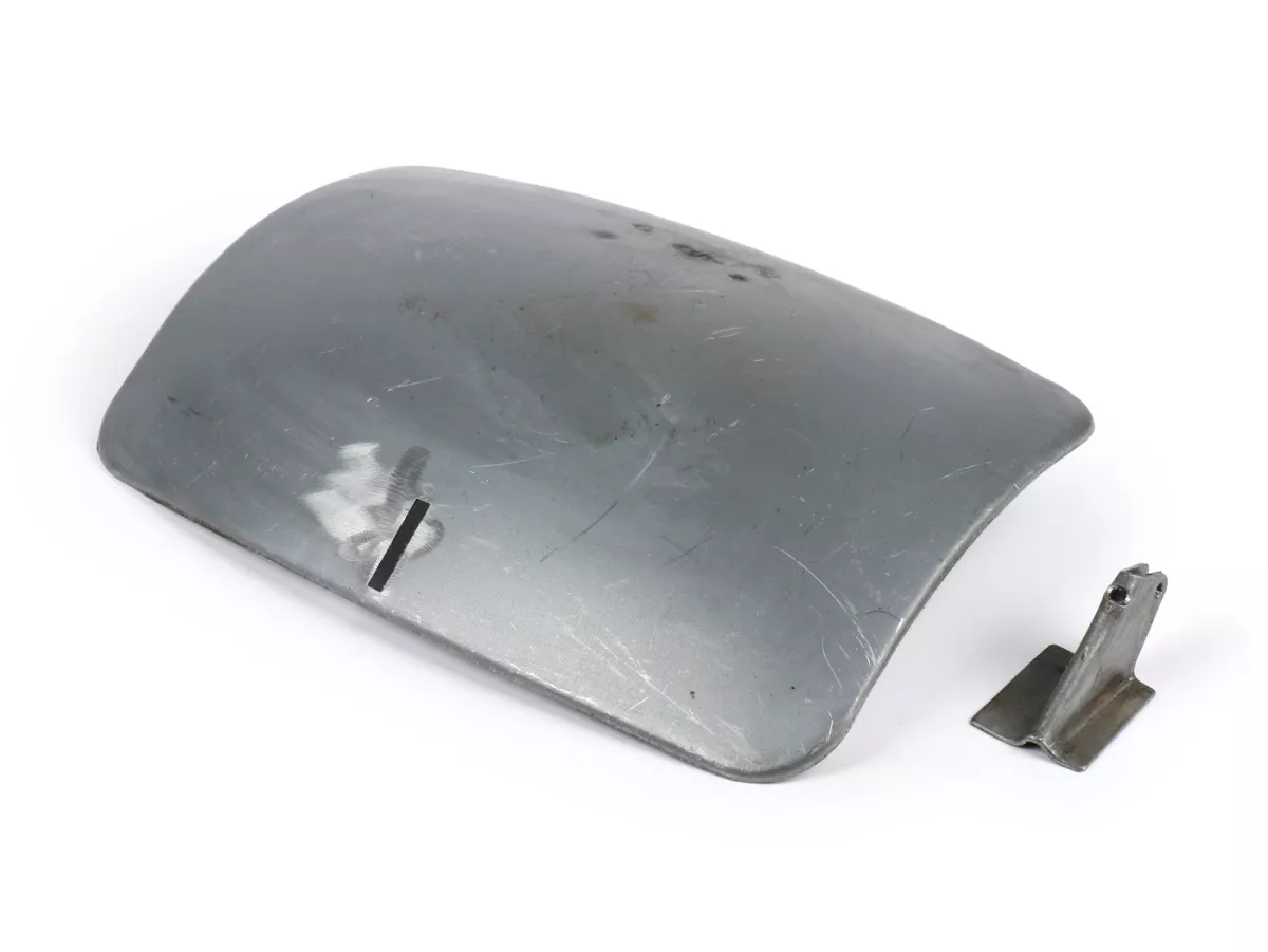 Bagageutrymmesklaff (i vänster sidokåpa) -OEM KVALITET- Vespa Wideframe V30-V33