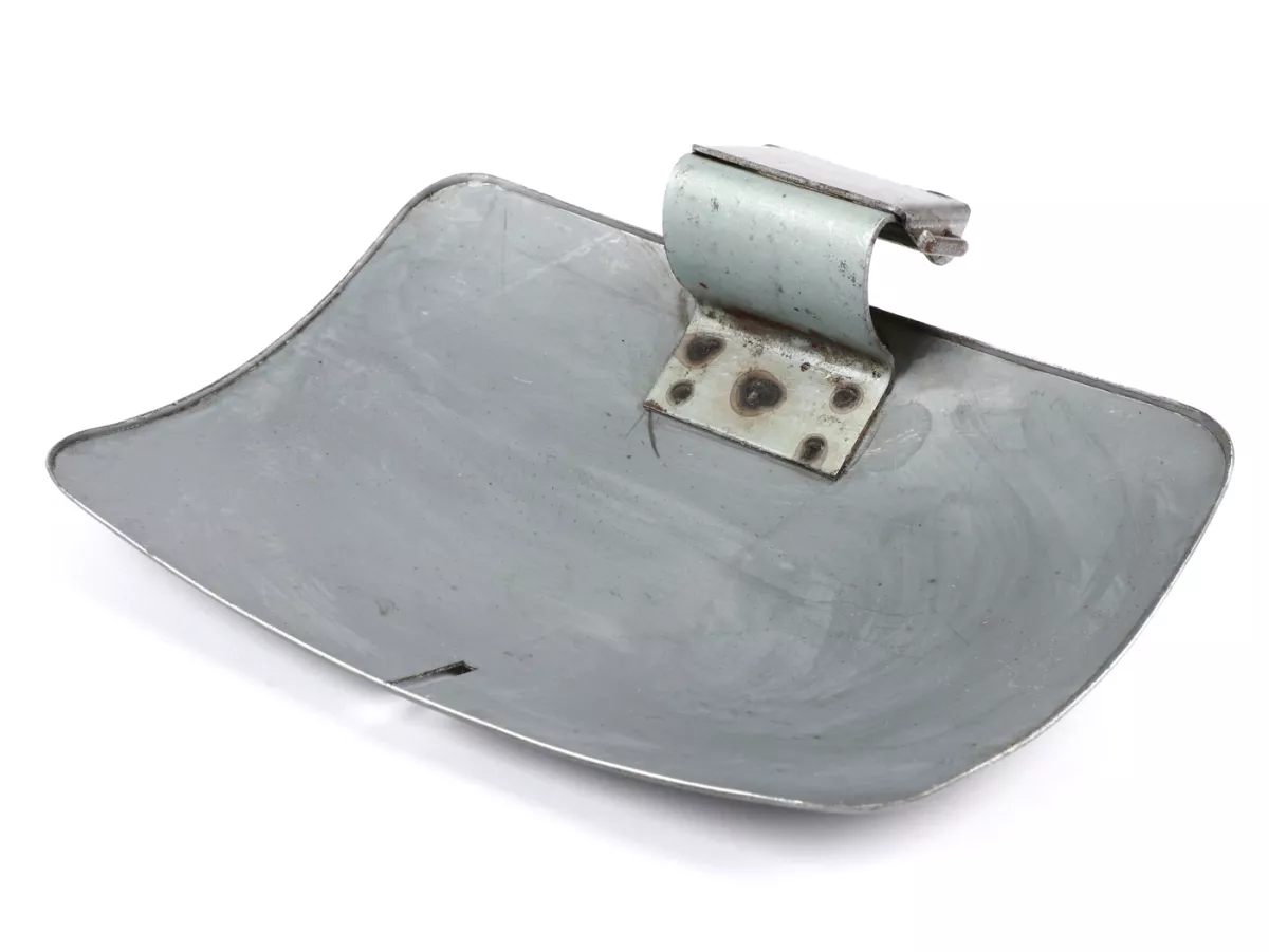 Bagageutrymmesklaff (i vänster sidokåpa) -OEM KVALITET- Vespa Wideframe V30-V33