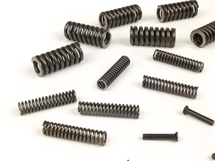 Primary gear repair kit -PIAGGIO- Vespa PX200, Cosa, T5 125cc, Rally180 (VSD1T), Rally200 (VSE1T), GS160 / GS4 (VSB1T), SS180 (VSC1T) - 12 springs