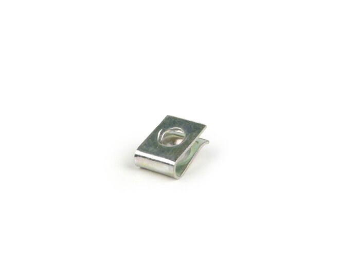 Plåtmutter -PIAGGIO- Ø=3,5mm - 9x12mm