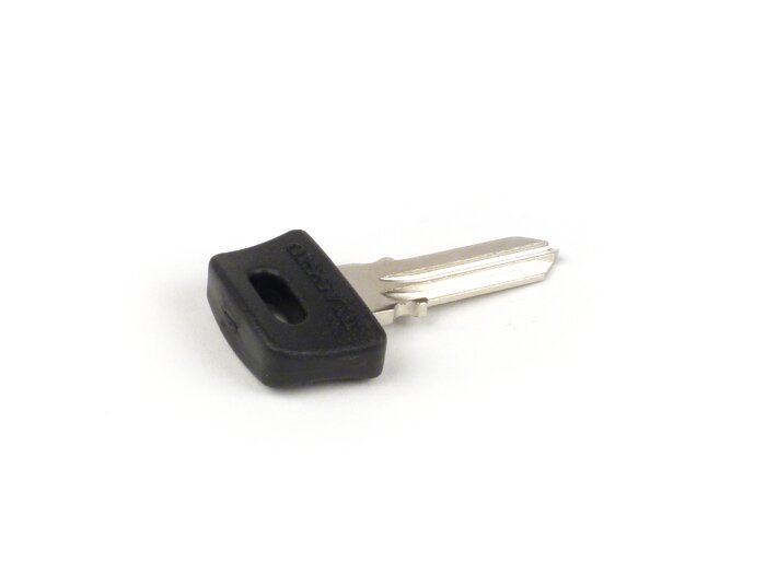 Blank key -PIAGGIO- Vespa PK S, PK XL, PK XL2, PX (1984-), Cosa, Ape 50, Piaggio TPH50 (LBMC481, TEC1T, TEC2T, ZAPC190, ZAPC290), TPH80 (TE81T), TPH125 (ZAPM02), Sfera 50 (NSL1T, ZAPC010), Sfera 80 (NS81T, ZAPM030), Sfera 125 (ZAPM030, ZAPM010), SKR125 (C