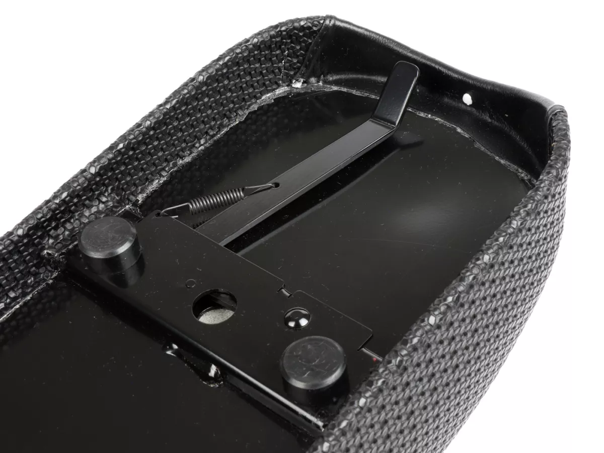 Seat -SELLERIA TREZZI- Lambretta series 1 -3 black - waffle sides