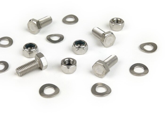 Skruvsats för bakre stänkskärm -MB DEVELOPMENTS rostfritt stål- Lambretta LI (Serie 1-2), TV (Serie 1-2)