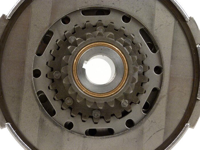 Clutch -VESPA type 7 springs (Ø=115mm)- for genuine primary gear (helical teeth) 67/68 tooth- 3 friction plates - 20 tooth