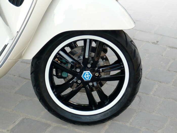 Wheel rim -PIAGGIO 3.00-13 inch - 10 spokes- Piaggio MP3 Yourban - silver