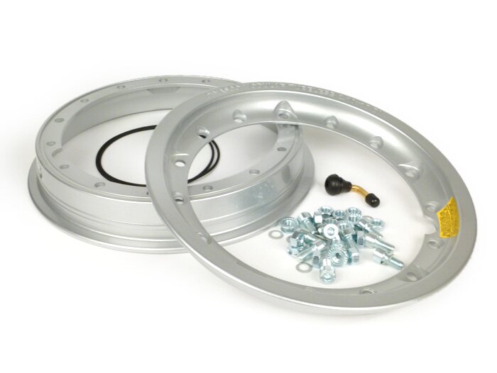 Jante -PINASCO, V2.0, sans chambre à air 2.10-10 pouces, aluminium, en deux parties- Vespa (type PX) - Vespa Smallframe V50, 50N, Special, PV, ET3, PK50-125 (S/XL/XL2), Largeframe PX, T5, Sprint, Rally, GT/GTR, LML Star, Deluxe - argenté