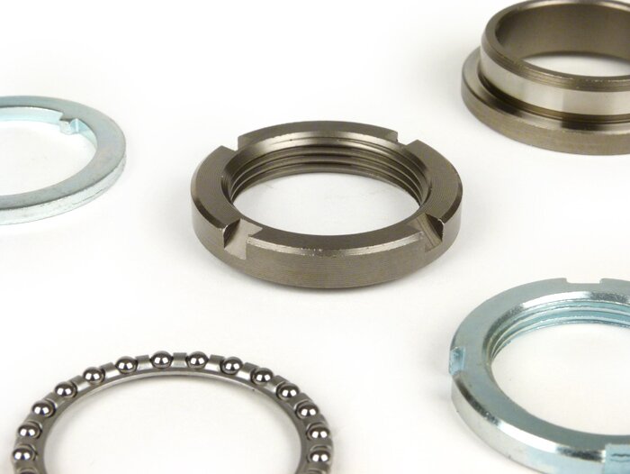 Balhoofd - balhoofdlager -OEM KWALITEIT- Piaggio, Gilera, Vespa - top (5 delen) - Vespa V50, 50N, PV, ET3, PK50-125 S/XL/XL2, PX80-200 (oud, Lusso, Disc, MY, 2011), T5, Cosa, Rally, Sprint, Super, GS160, SS180, GTS, HPE, ET2, ET4, LX/LXV, S50-125, Sp