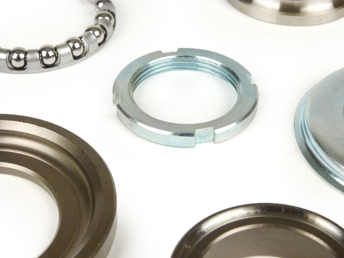 Headset - Styrhuvudlager -OEM KVALITET- Piaggio, Gilera, Vespa - topp + botten (9 delar) - Vespa V50, 50N, PV, ET3, PK, PX, T5, Cosa, Rally, Sprint, Super, GS160, SS180, GTS, HPE, ET2, ET4, LX/LXV, S50-125, Sprint, Primavera, Runner, SKR, Skipper, TPH