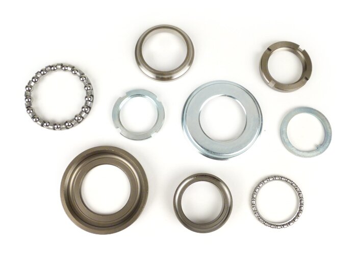 Headset - Styrhuvudlager -OEM KVALITET- Piaggio, Gilera, Vespa - topp + botten (9 delar) - Vespa V50, 50N, PV, ET3, PK, PX, T5, Cosa, Rally, Sprint, Super, GS160, SS180, GTS, HPE, ET2, ET4, LX/LXV, S50-125, Sprint, Primavera, Runner, SKR, Skipper, TPH